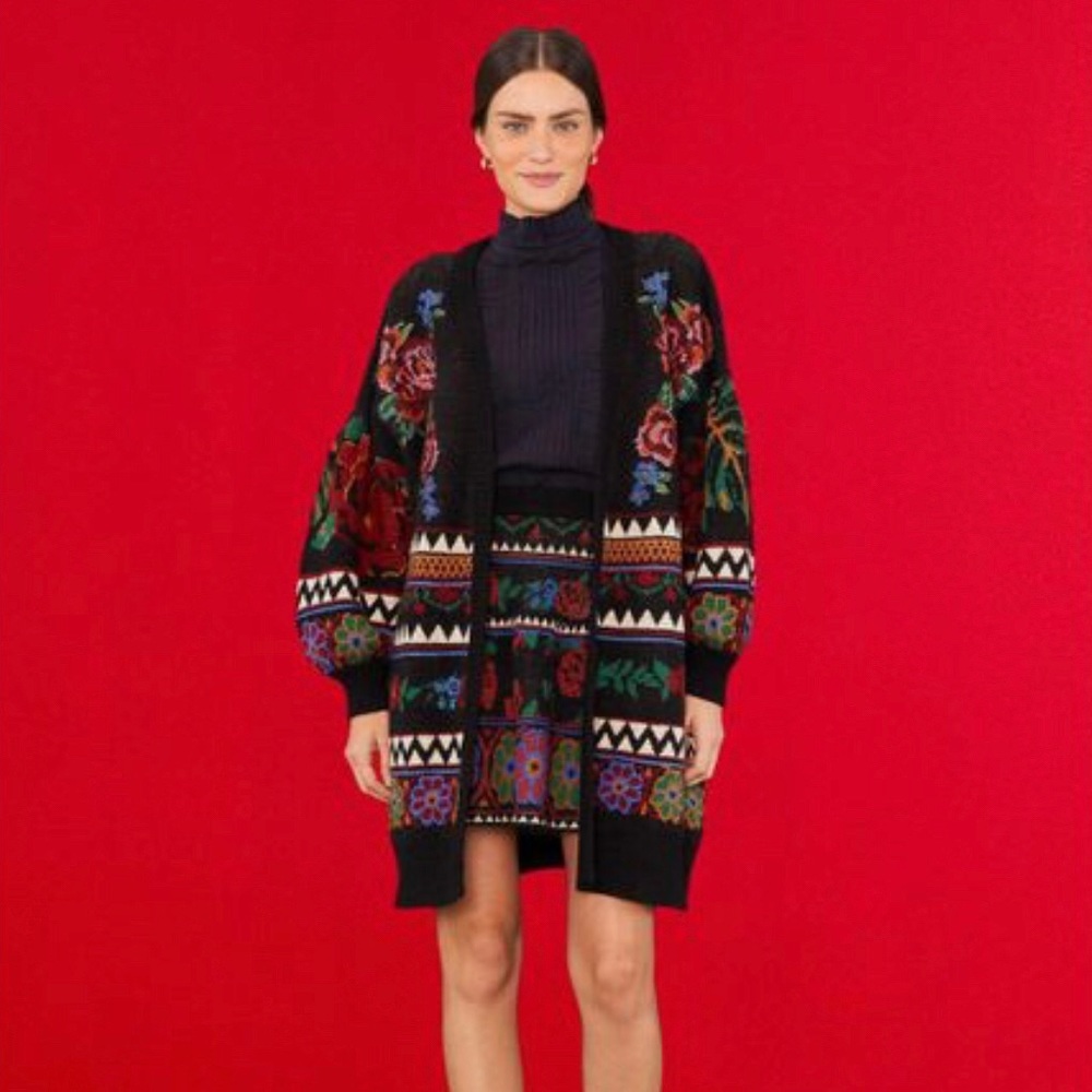 Farm Rio Black Tapestry Floral Cardigan Sweater NWT Size XL.  Rare!